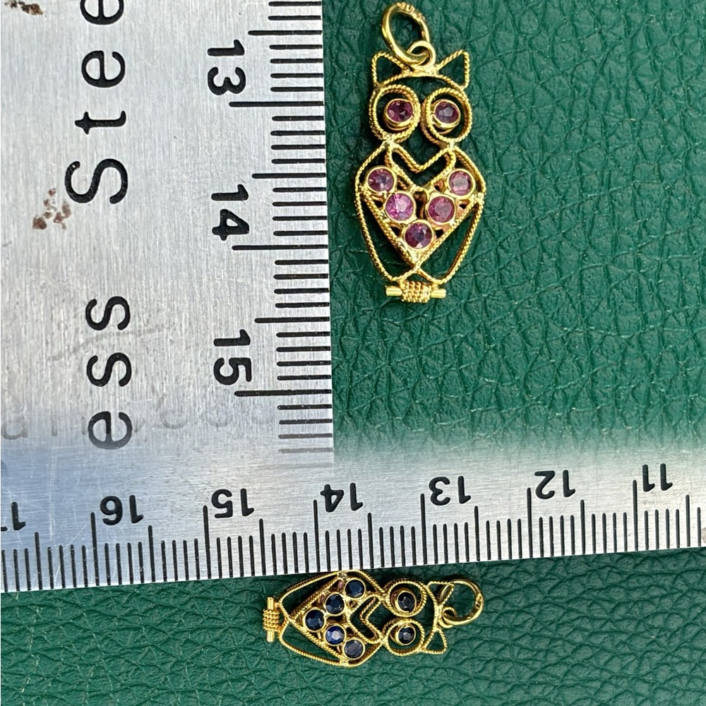 Vintage 18k Gold Sapphire & Ruby Pendant